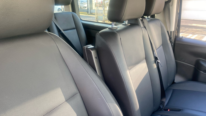 Mercedes-Benz Vito Tourer L3 Diesel Rwd 116 CDI Select 9-Seater 9G-Tronic